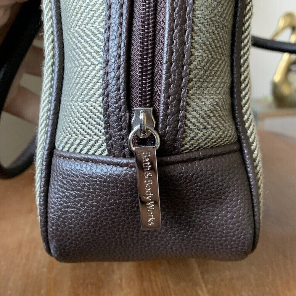 Bath and Body Works Brown Tweed  Herringbone Carry On weekend travel bag Tote